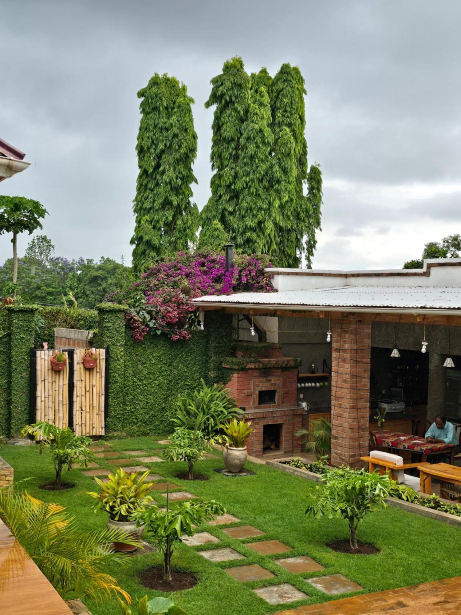 Sprunger Avenue - Tulia Homes Moshi Exterior foto