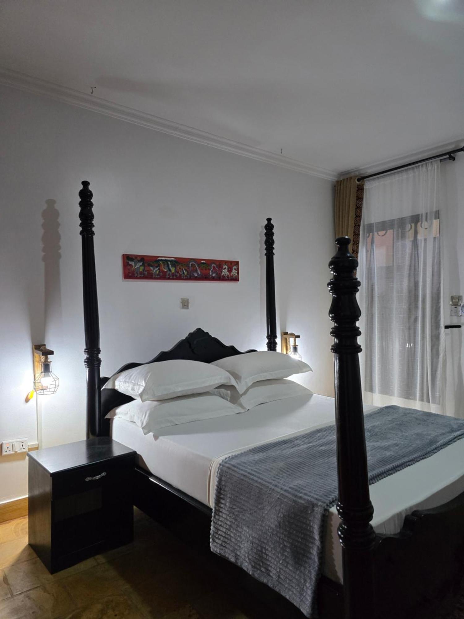 Sprunger Avenue - Tulia Homes Moshi Cameră foto